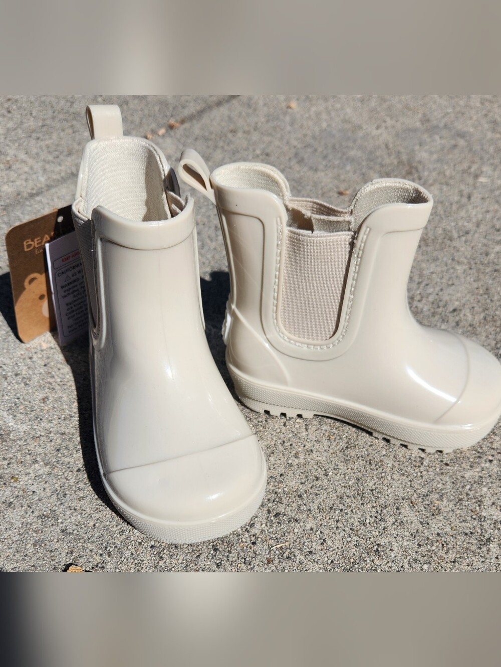 BEARPAW Toddler Chelsea Taupe/Cream Gloss Rain Boots